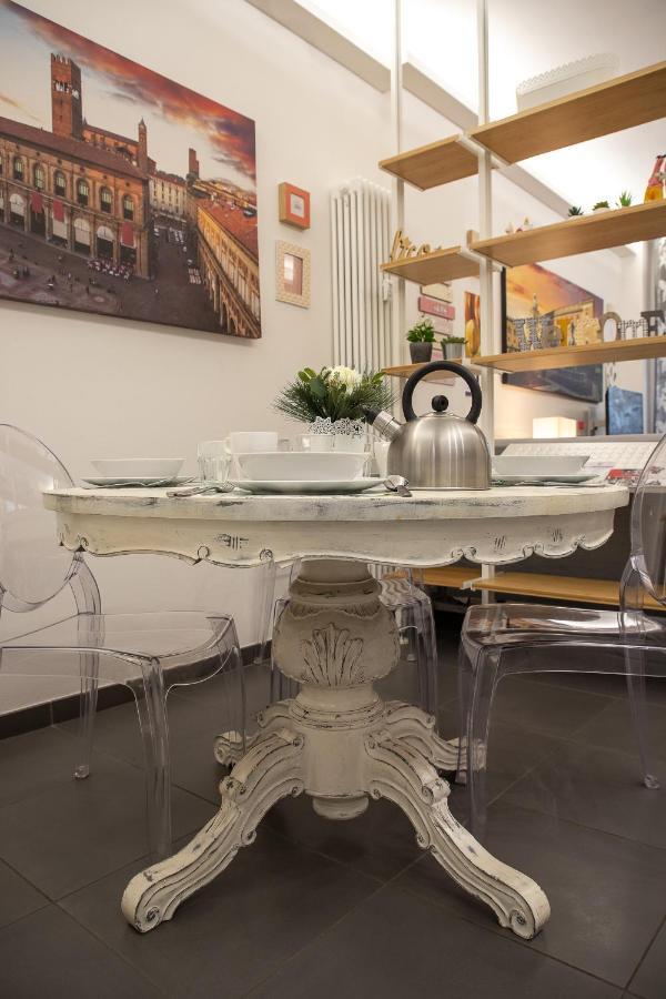 Happy Home Bo Centro Free Private Parking Bolonia Exterior foto