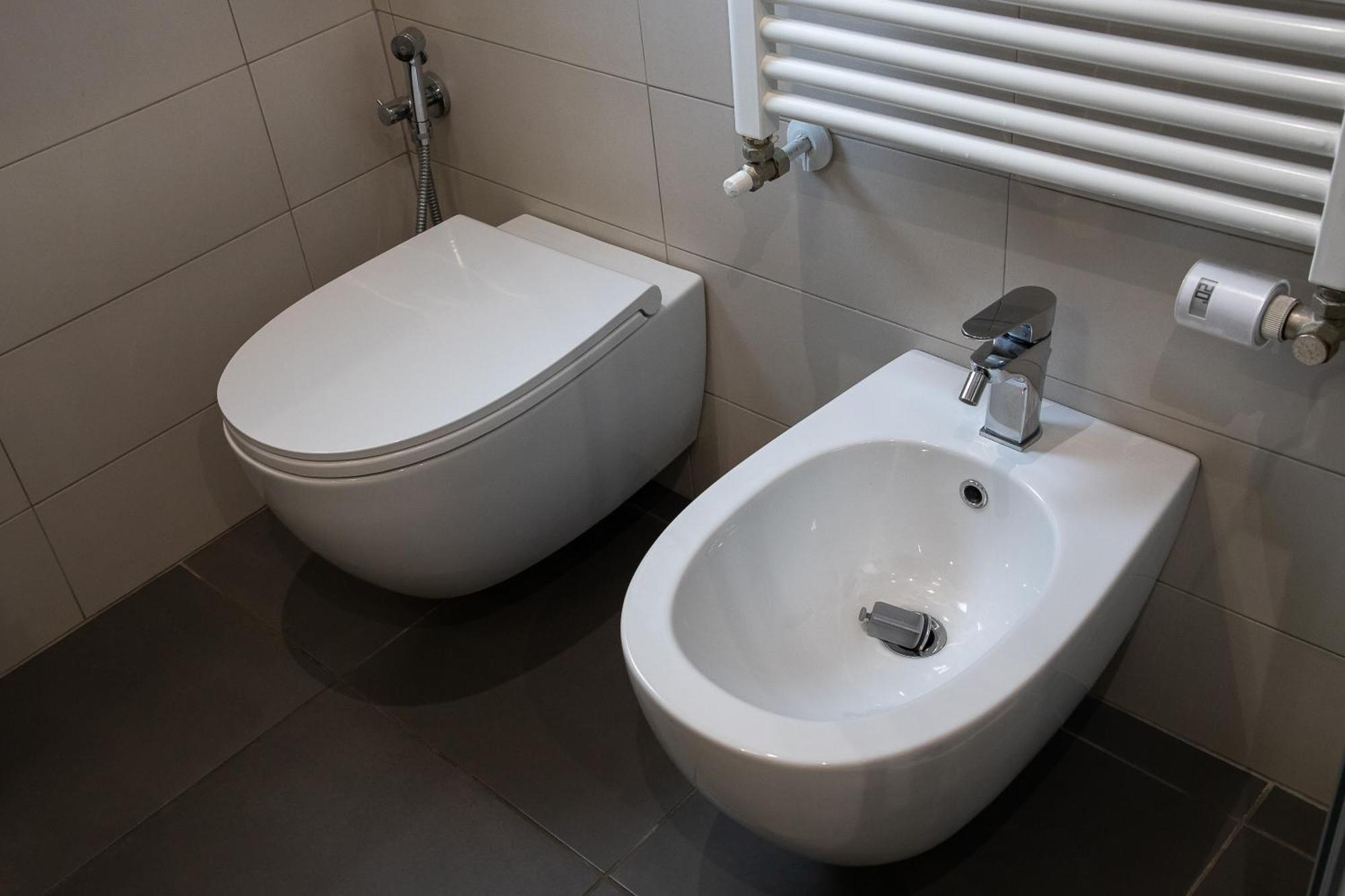 Happy Home Bo Centro Free Private Parking Bolonia Exterior foto