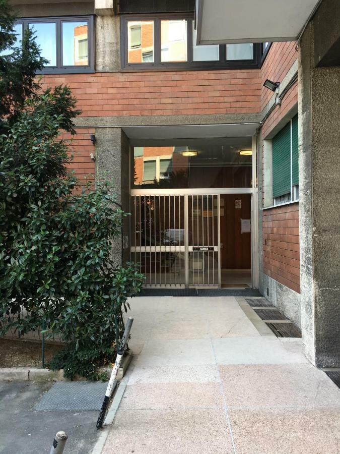 Happy Home Bo Centro Free Private Parking Bolonia Exterior foto